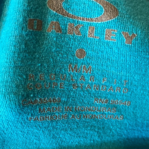 Oakley T-Shirt - Picture 2 of 3